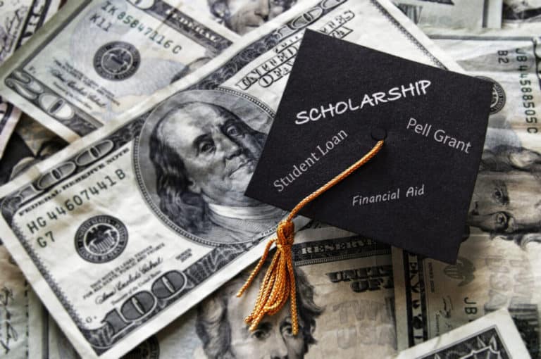 How Is a Student Loan Different from a Scholarship?