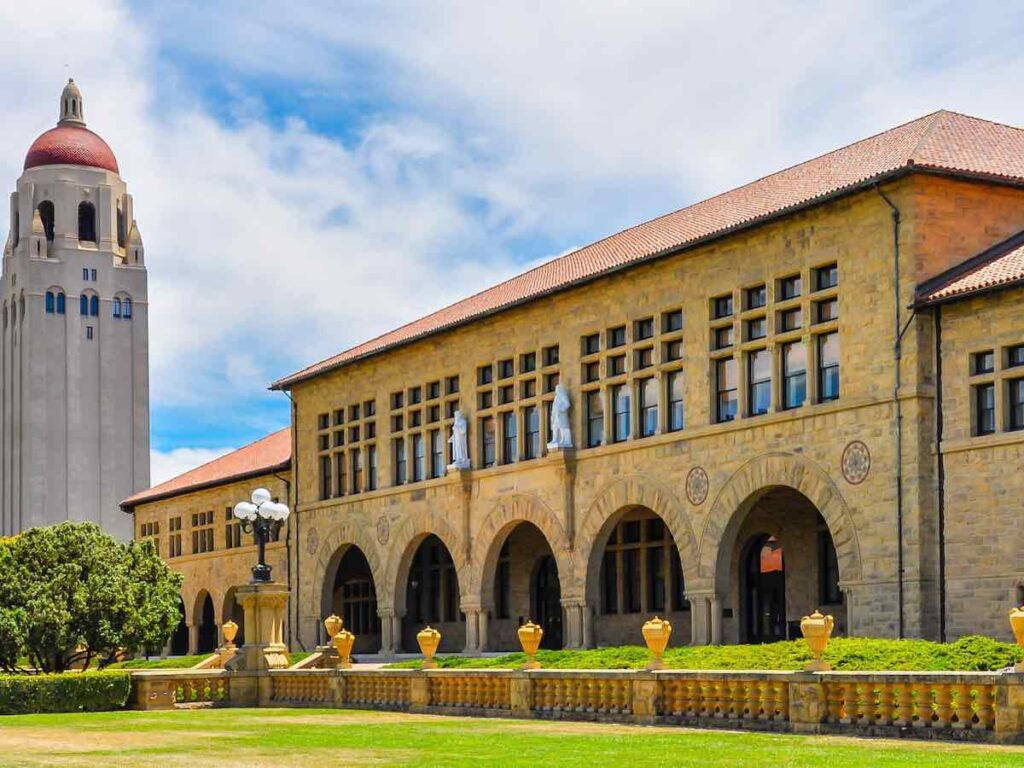 Stanford University, Hoover Tower
