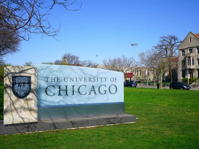 How to Transfer to University of Chicago
