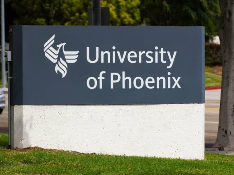 Is the University of Phoenix Legit? Accreditation, Degrees, Jobs Prospects