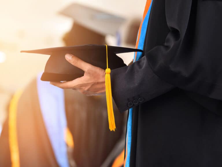 Fast Track Your College Degree: How to Graduate Early