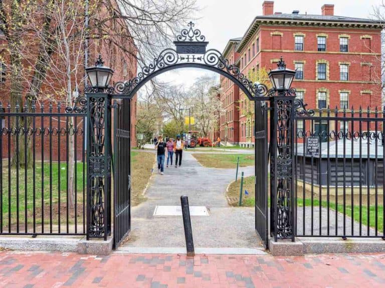 How Much Does It Cost to Go to Harvard University?