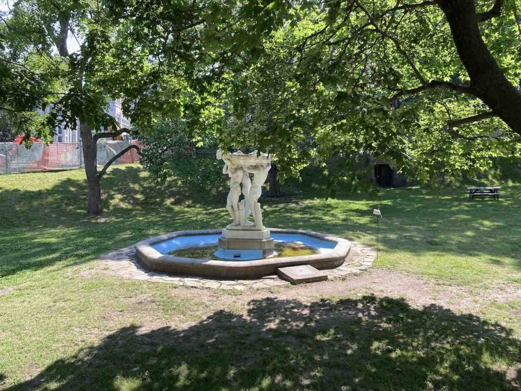 McGil University Friendship Fountain