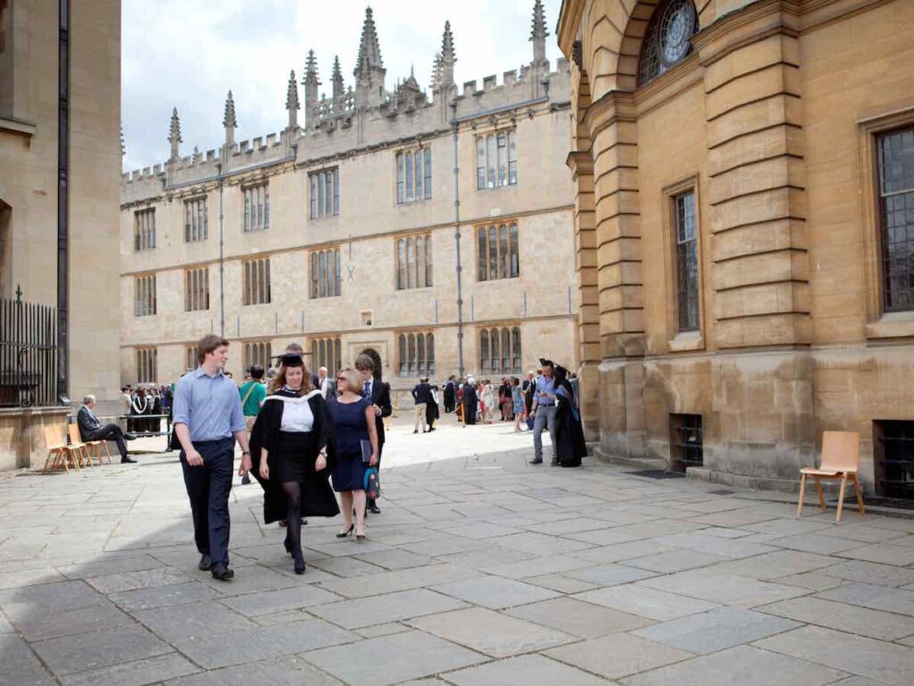Student graduation,  Oxford University