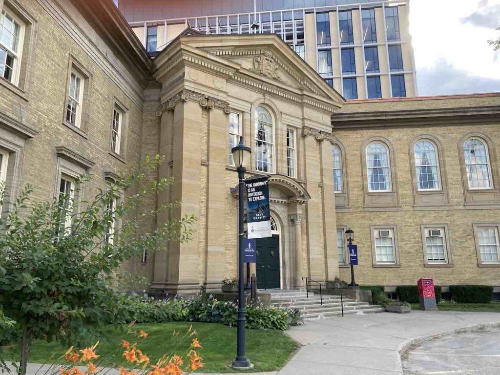 University of Toronto, Simcoe Hall